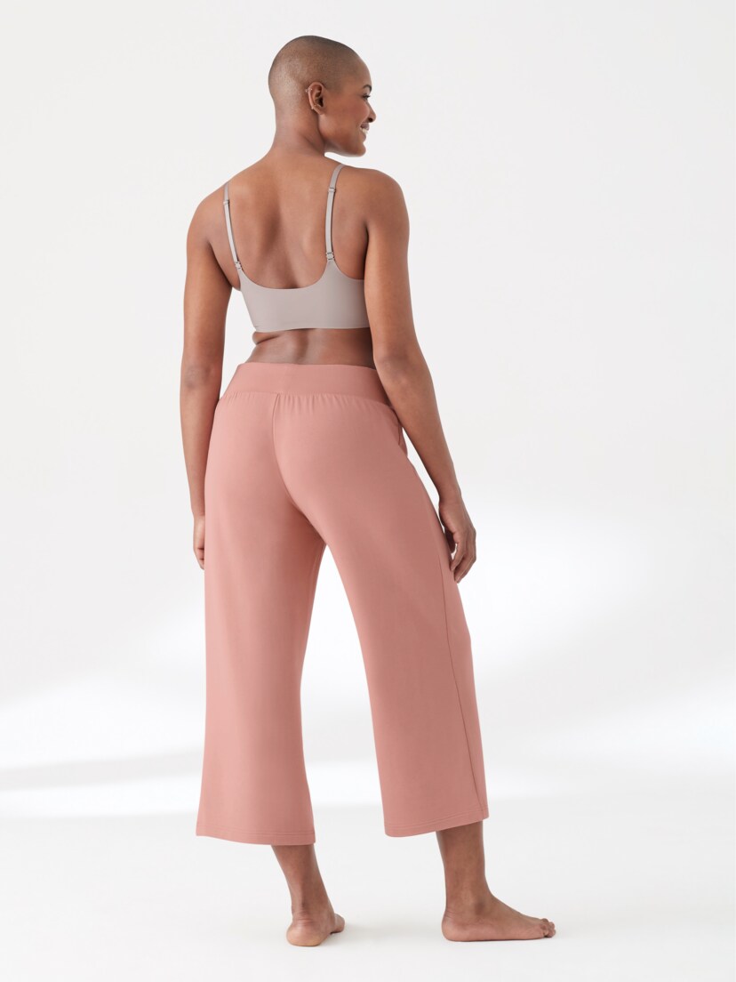 Any Wear Cropped Wide Leg Pant